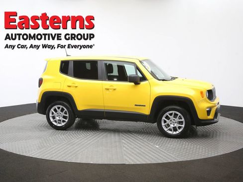 Used 2023 Jeep Renegade Latitude image 46