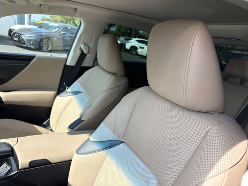 Used 2021 Lexus ES 350 w/ Premium Package FWD image 7