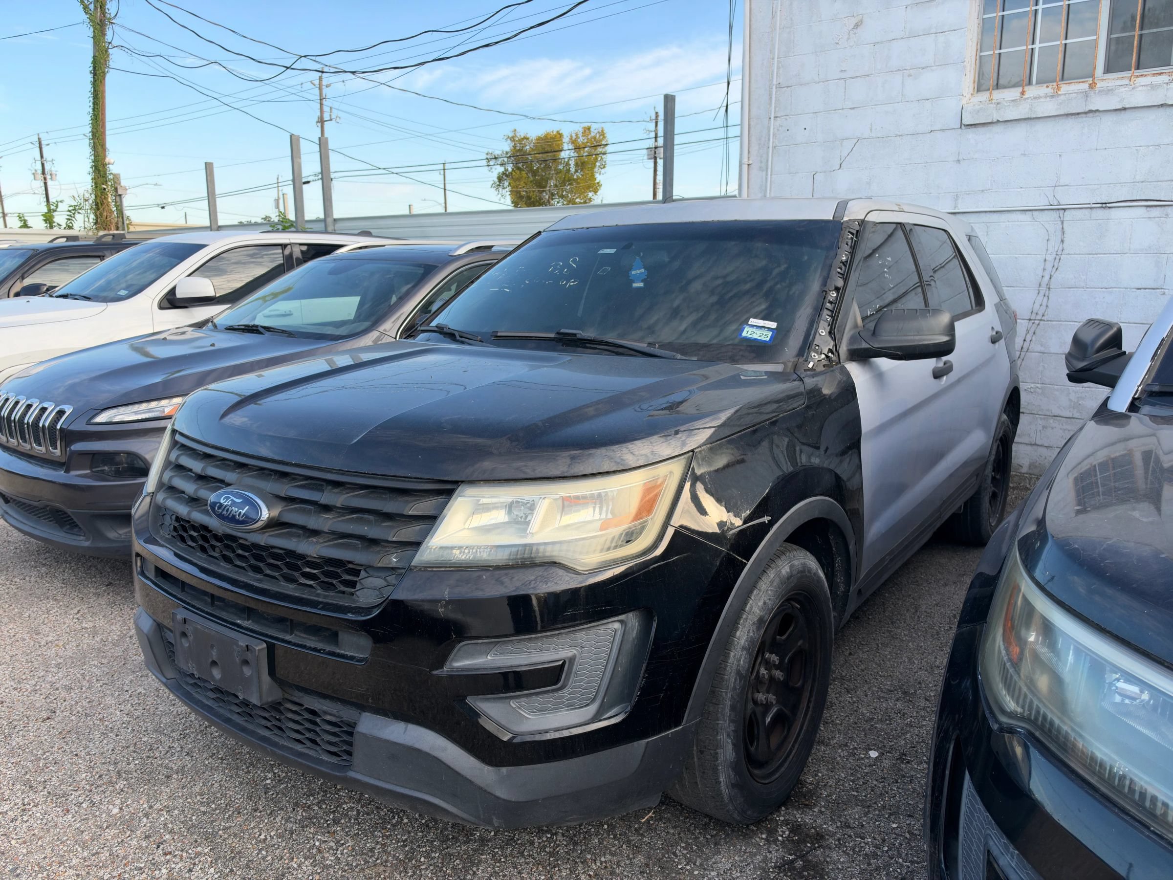 Used 2016 Ford Explorer 4WD Police Interceptor w/ Ultimate Wiring Package image 1