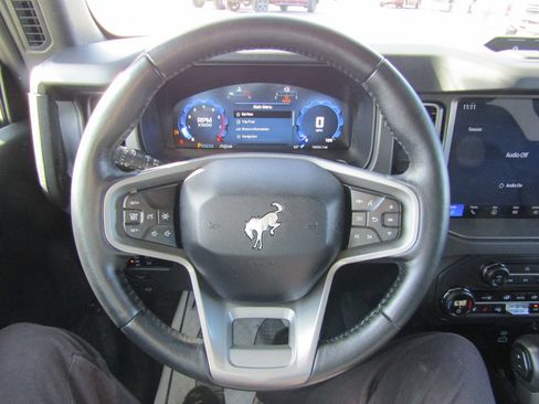 Used 2025 Ford Bronco Badlands AWD/4WD image 19