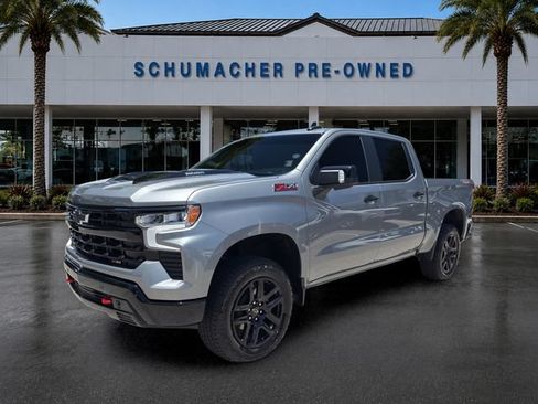Used 2026 Chevrolet Silverado 1500 LT Trail Boss w/ LT Trail Boss Premium Package AWD/4WD image 3