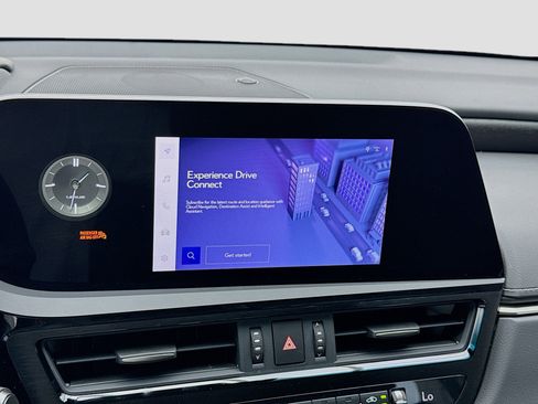 Used 2023 Lexus ES 350 w/ Premium Package image 9