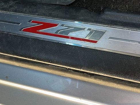 Used 2018 Chevrolet Silverado 1500 LT w/ Texas Edition image 21