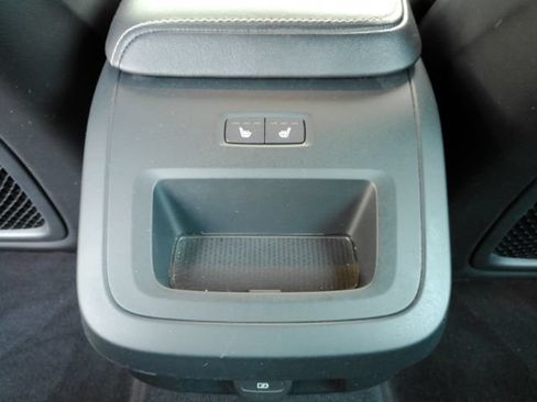 Used 2024 Volvo S60 B5 Plus w/ Climate Package FWD image 30