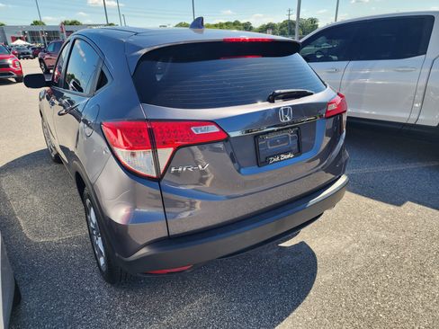 Used 2020 Honda HR-V LX image 4