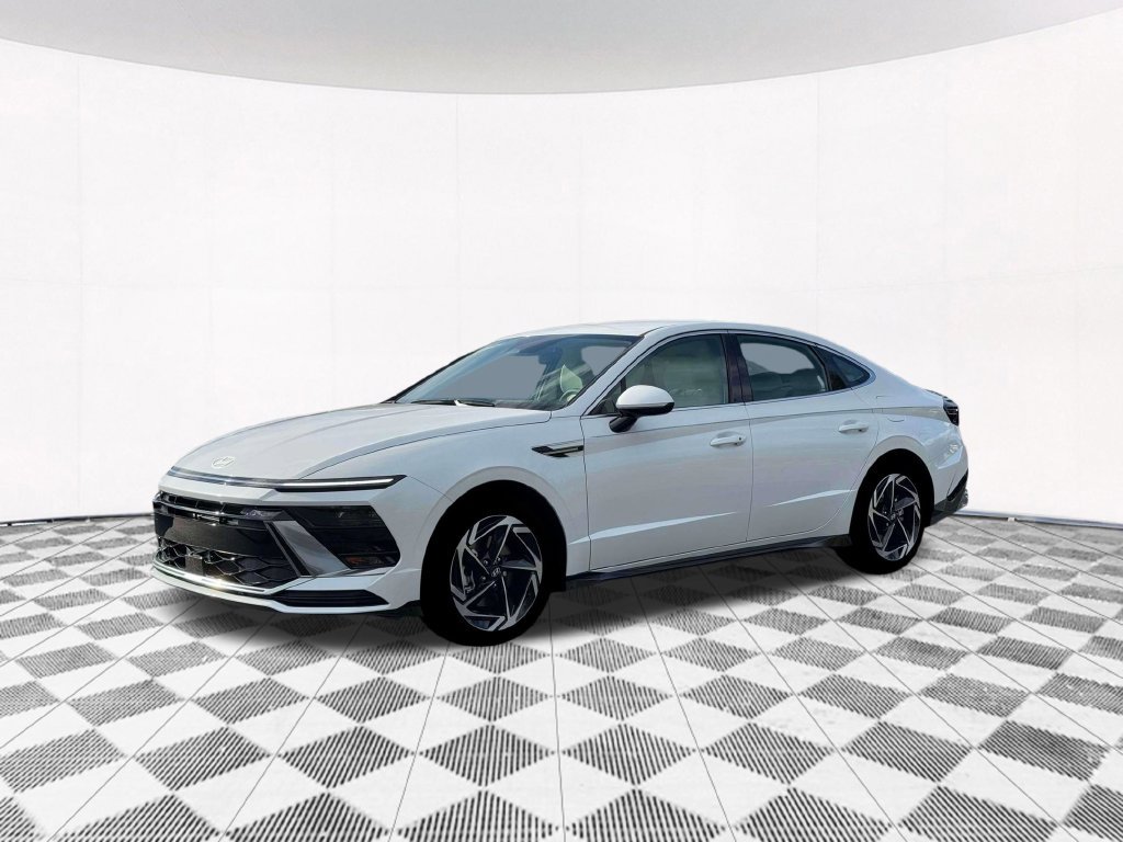 New 2026 Hyundai Sonata SEL FWD image 2
