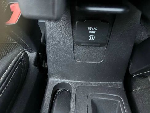 Used 2017 Jeep Compass Latitude image 17