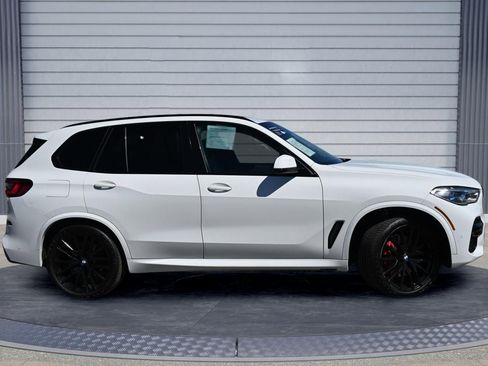 Certified 2023 BMW X5 xDrive40i w/ Executive Package image 3