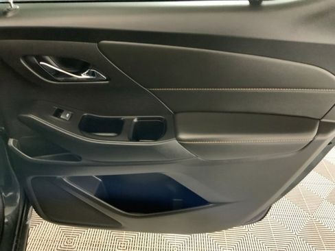 Used 2019 Chevrolet Traverse LT w/ LT Premium Package image 29