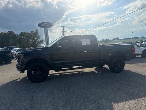 Used 2020 Ford F350 Lariat AWD/4WD image 2