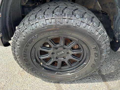 Used 2012 Toyota 4Runner Limited image 21