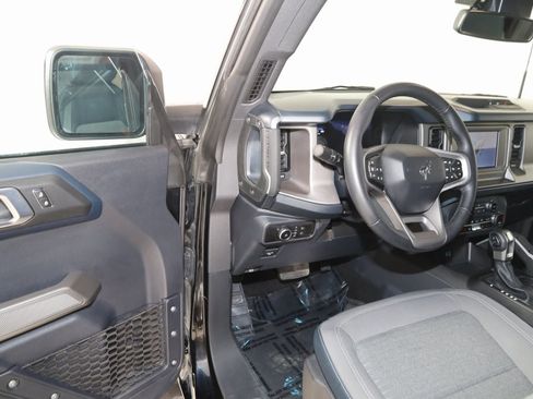 Used 2023 Ford Bronco Outer Banks image 48