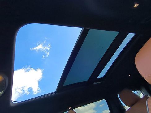 Used 2022 Chrysler Pacifica Pinnacle image 20