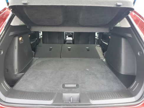Used 2025 Chevrolet Trax LT FWD image 27