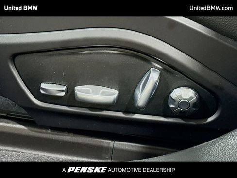 Used 2019 Porsche Panamera 4 image 4
