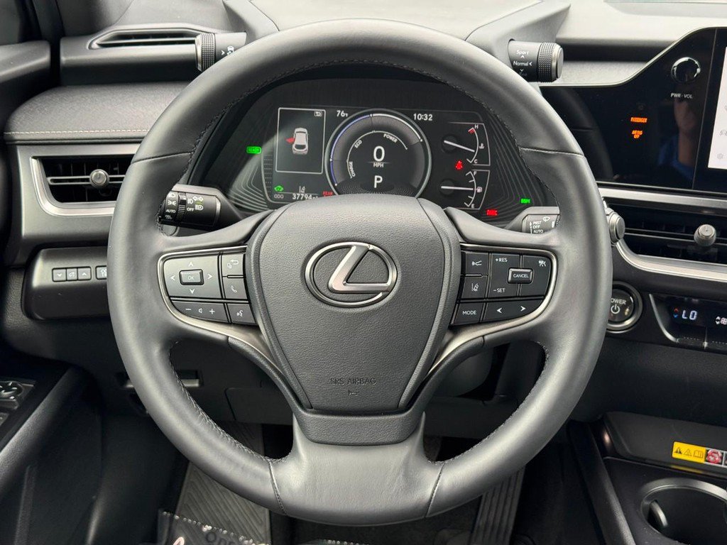 Used 2024 Lexus UX 250h F Sport FWD image 17