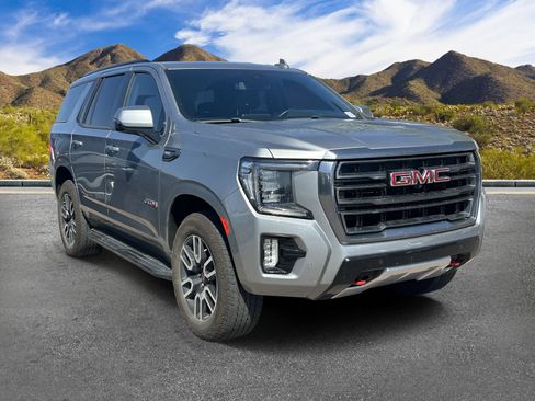 Used 2024 GMC Yukon AT4 w/ Technology Package AWD/4WD image 4