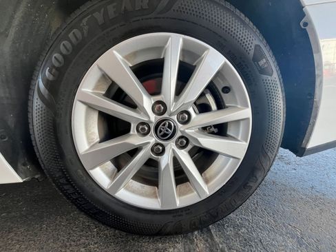 Used 2025 Toyota Camry LE image 29