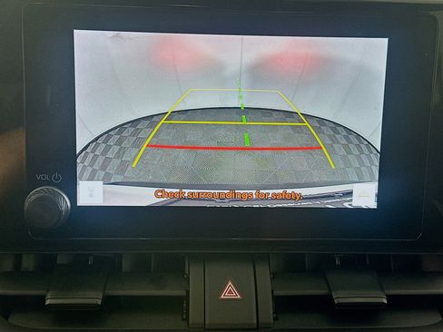 Used 2024 Toyota RAV4 LE image 22