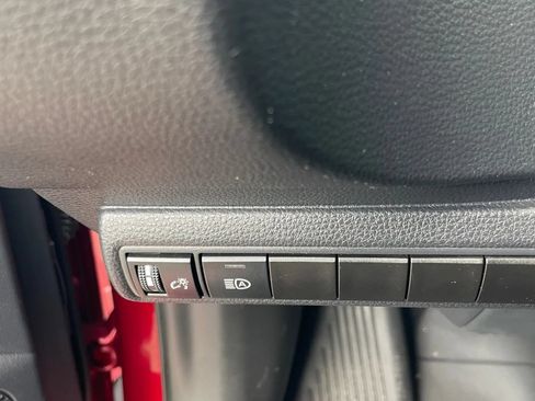 Used 2025 Toyota Corolla LE FWD image 20