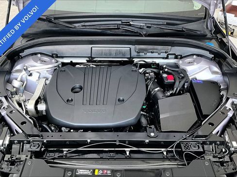 Certified 2026 Volvo XC60 B5 Plus AWD/4WD image 11