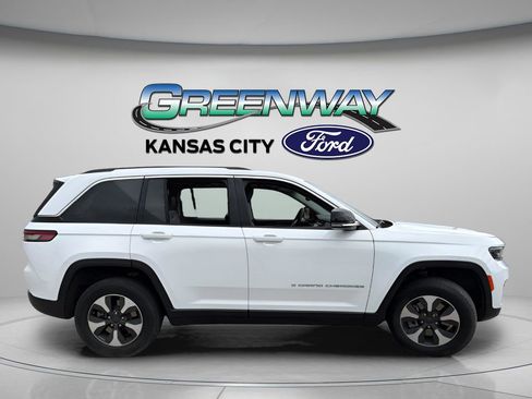 Used 2022 Jeep Grand Cherokee Limited 4xe AWD/4WD image 8