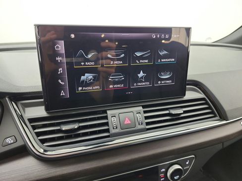 Used 2023 Audi Q5 2.0T Premium Plus w/ Premium Plus Package image 10