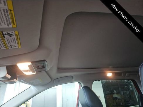 Used 2024 Nissan Pathfinder SL w/ SL Premium Package AWD/4WD image 8