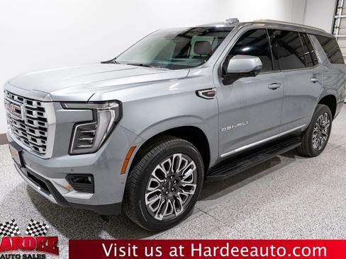 Used 2025 GMC Yukon Denali image 2