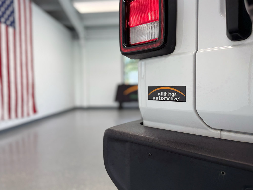 Used 2022 Jeep Wrangler Unlimited Sport AWD/4WD image 11
