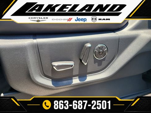 Used 2022 Ford F350 Platinum AWD/4WD image 18
