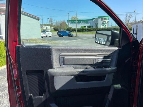Used 2013 RAM 1500 Express RWD image 15