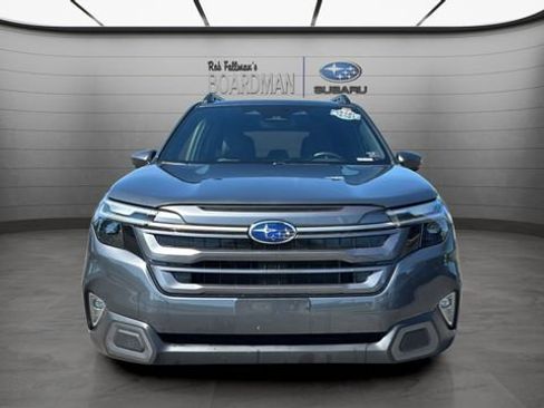 Used 2025 Subaru Forester Limited AWD/4WD image 12