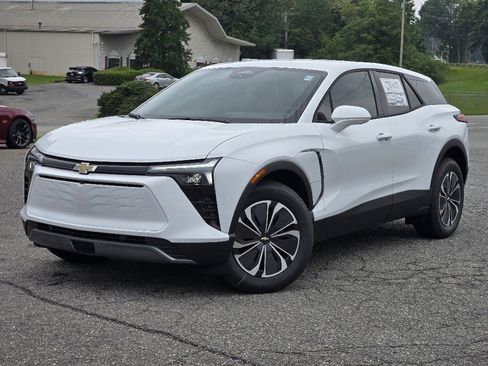 New 2025 Chevrolet Blazer EV LT image 2