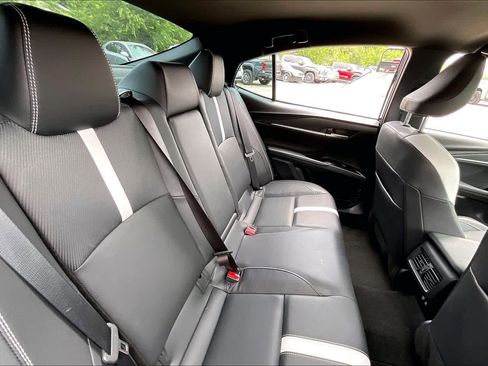Used 2025 Toyota Camry SE w/ Convenience Package FWD image 19