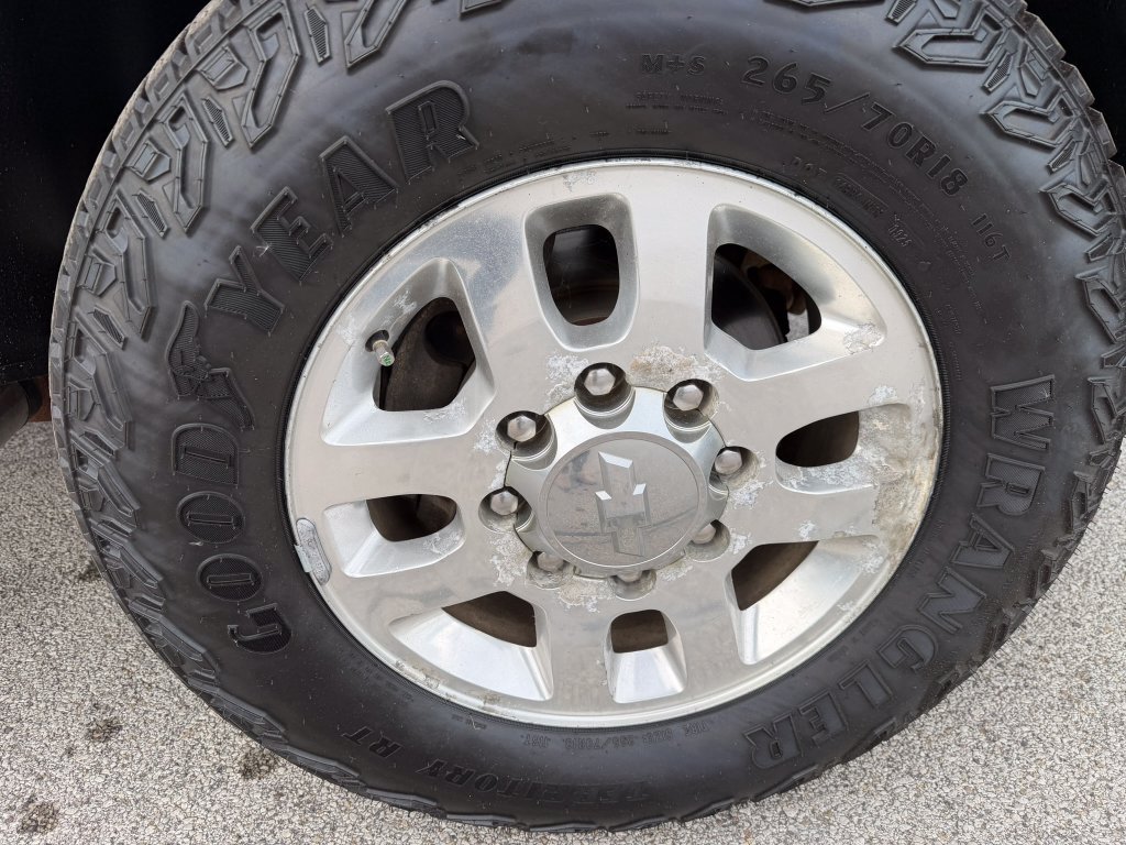 Used 2012 Chevrolet Silverado 2500 LT AWD/4WD image 18