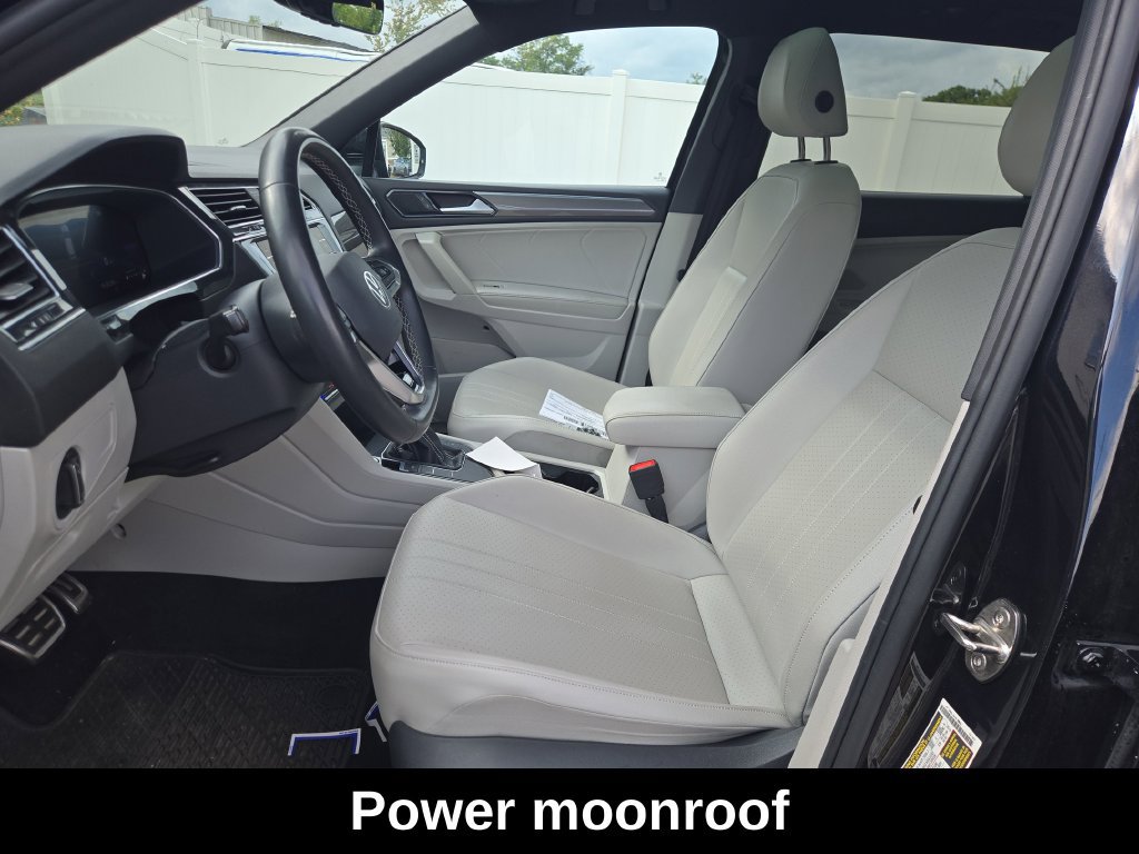 Used 2023 Volkswagen Tiguan SE R-Line FWD image 12