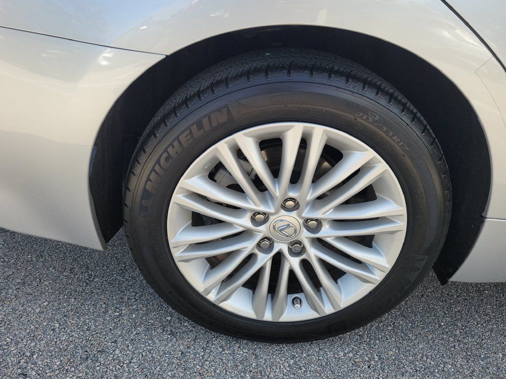 Used 2017 Lexus ES 350 w/ Premium Package FWD image 30