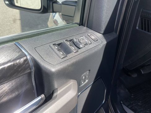 Used 2019 Ford F250 Platinum w/ Platinum Ultimate Package AWD/4WD image 15