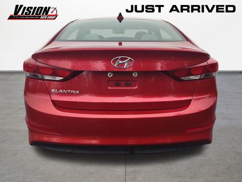 Used 2018 Hyundai Elantra SEL FWD image 4