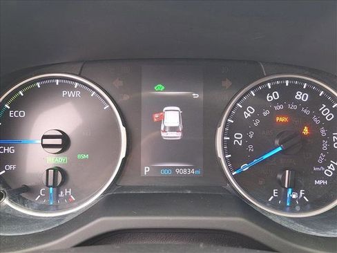 Certified 2019 Toyota RAV4 XLE image 10