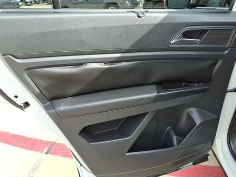 Used 2018 Volkswagen Atlas SEL FWD image 10