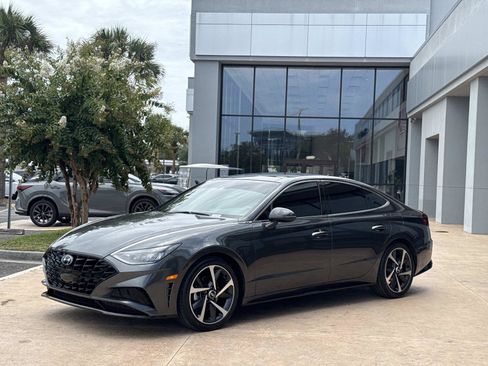 Used 2023 Hyundai Sonata SEL Plus FWD image 6