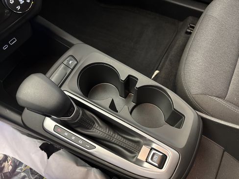 Used 2024 Chevrolet Trax LS image 20