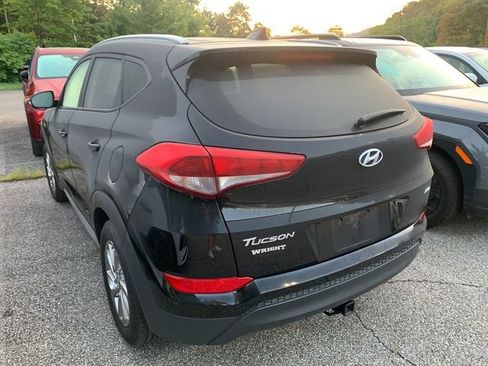 Used 2017 Hyundai Tucson SE Plus AWD/4WD image 2
