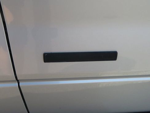 Used 2014 Ford F150 XLT w/ Equipment Group 302A Luxury image 16