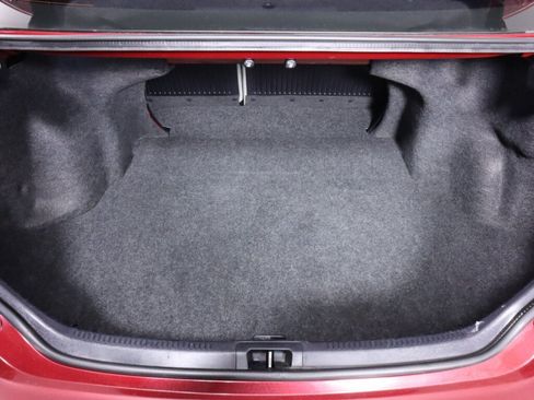Used 2016 Toyota Camry SE FWD image 31