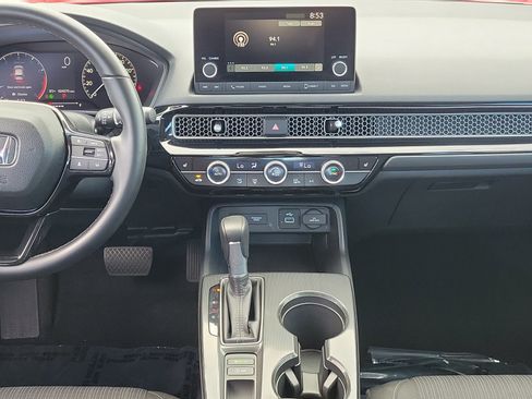 Used 2024 Honda Civic EX image 30