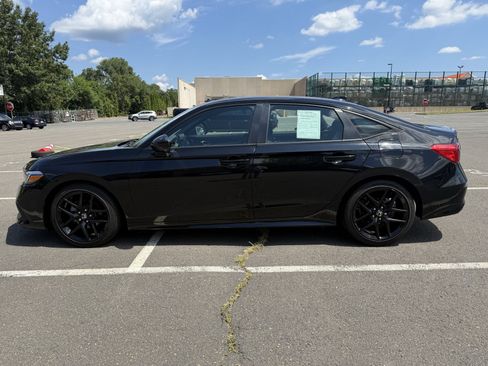 Used 2024 Honda Civic Sport image 4