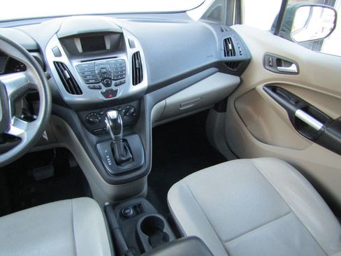 Used 2016 Ford Transit Connect XLT image 17